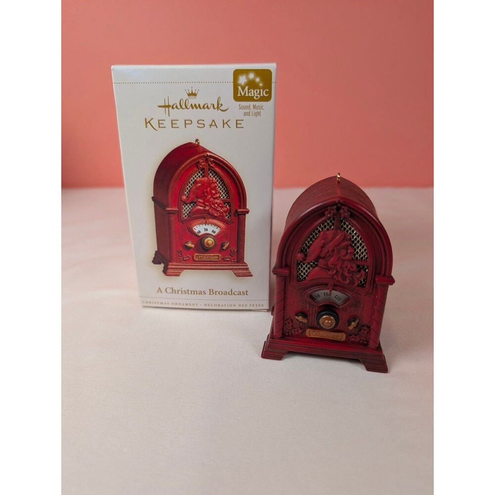 Hallmark Keepsake Ornament A Christmas Broadcast Sounds Music Light 2006 Works